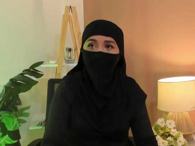 Freechat -Alisha on BongaCams