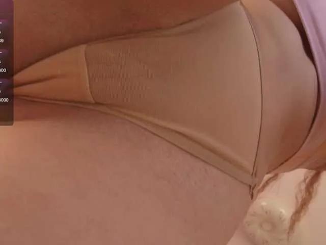 Try -Miray-, she wants to masturbate for you -Miray- from BongaCams