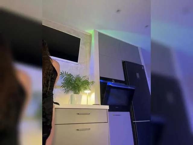 Sexy -TATUHA- wants you to fuck her body now -TATUHA- from BongaCams