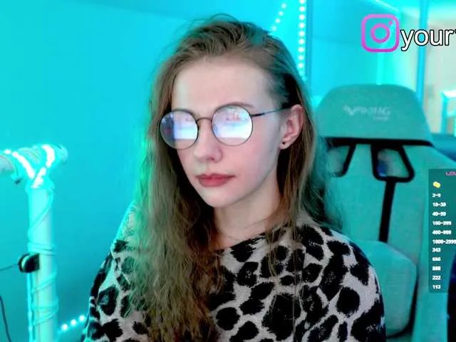 Freechat -VikkiL0vesCheese- on BongaCams