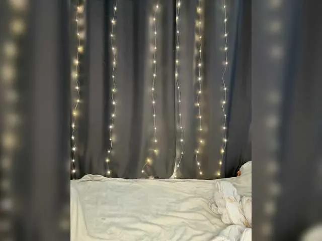 Freechat Akadori on BongaCams