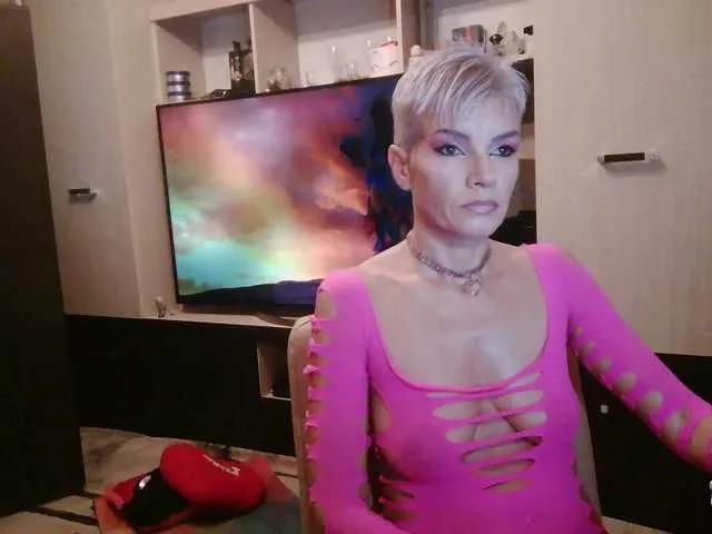 Sexy Alice69Sochi wants you to fuck her body now Alice69Sochi from BongaCams
