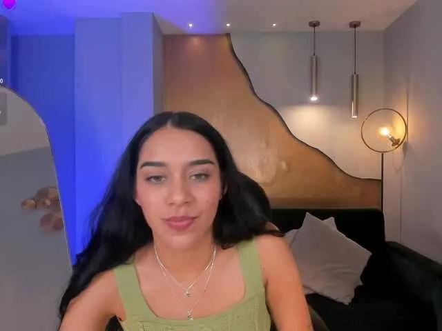 AmaliaCruss on BongaCams