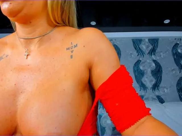 anneswhite on BongaCams 