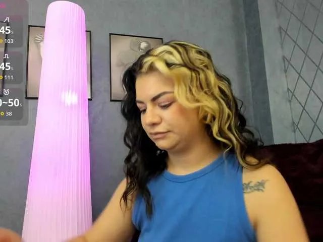 Freechat AshleyBrook on BongaCams