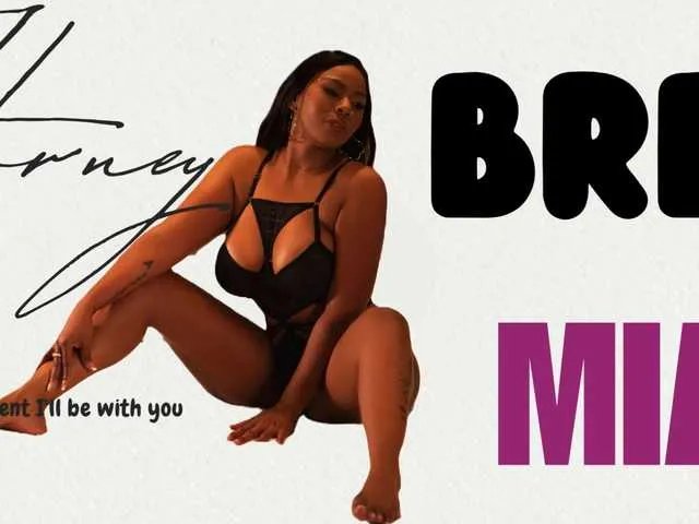 Freechat Bigbootymia on BongaCams