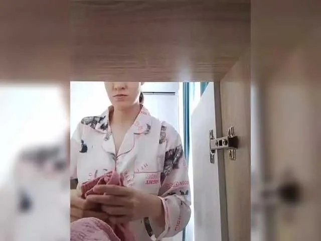 Freechat Bogina2 on BongaCams