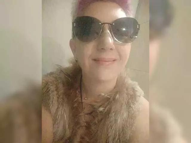 Freechat BUSINKA-25 on BongaCams