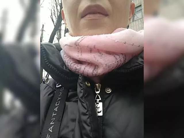 Freechat BUSINKA-25 on BongaCams