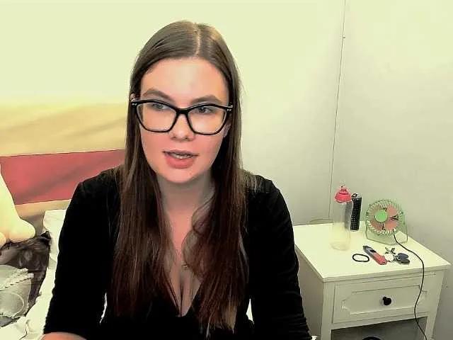 Freechat CarolineFun on BongaCams