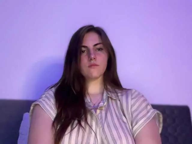 Freechat claireheart on BongaCams