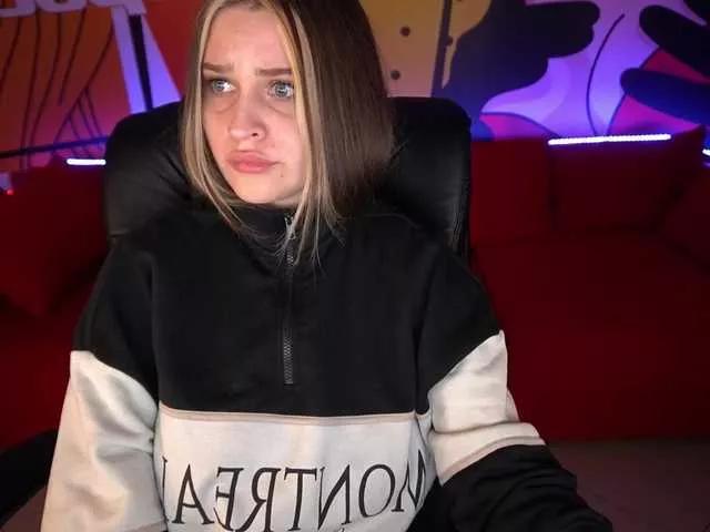 CrystalBarbie on BongaCams