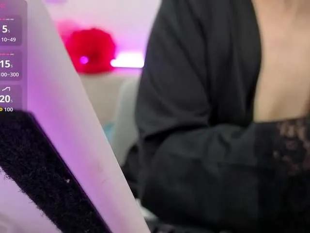 Danielea from BongaCams