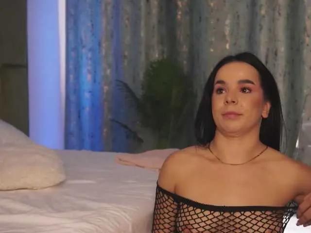 Freechat DeniseBlu on BongaCams