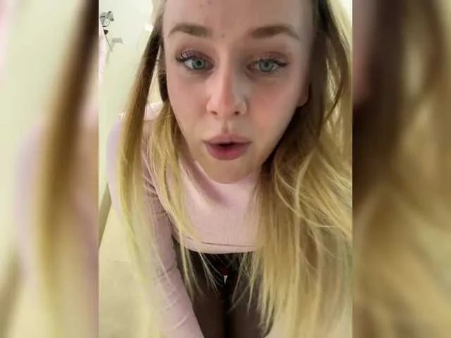 Freechat elegantbabe on BongaCams