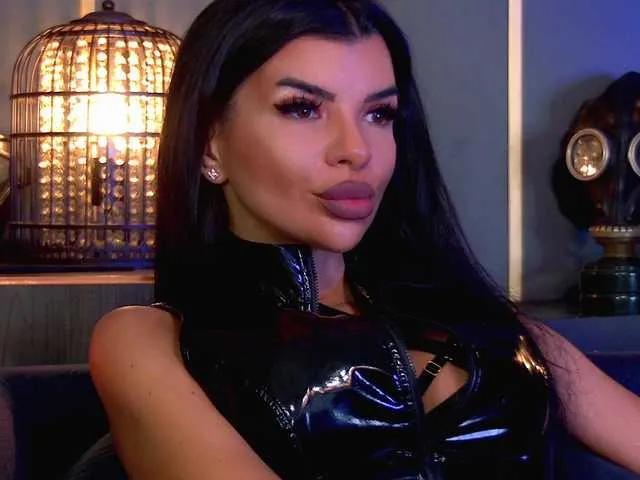 EleniaDevons from BongaCams