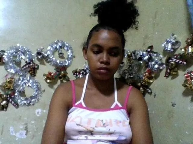 Elinah — Freechat on BongaCams