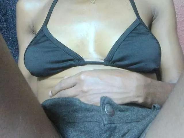 Felaniah on BongaCams 