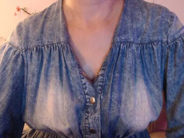 Freechat goodSnowQueen on BongaCams