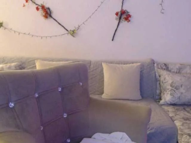Freechat goodSnowQueen on BongaCams
