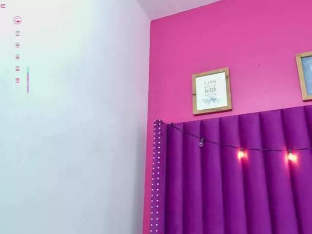 HornyVirginn on BongaCams 