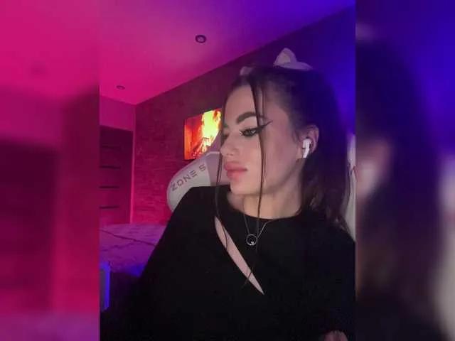 Freechat HotGirlEva on BongaCams