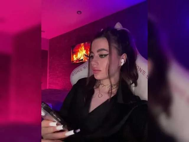 Freechat HotGirlEva on BongaCams