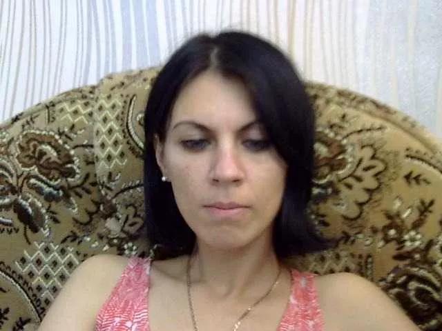 Freechat InjaAtHome on BongaCams