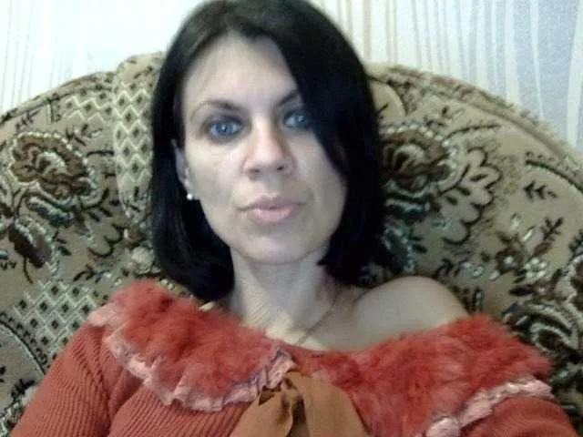 Freechat InjaAtHome on BongaCams