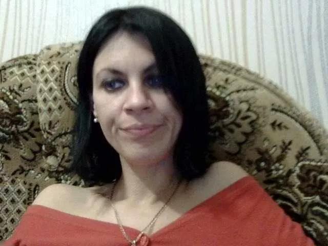 Freechat InjaAtHome on BongaCams