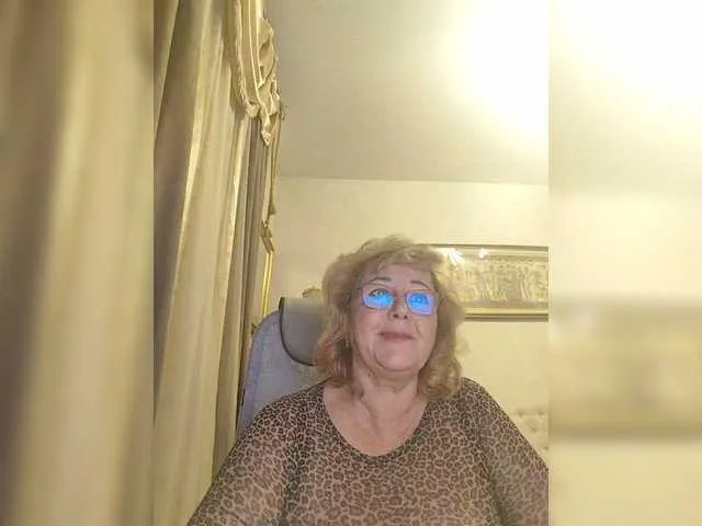 KarinkaSweet on BongaCams