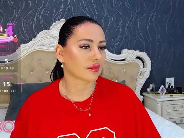 LaurenSaint1 on BongaCams 