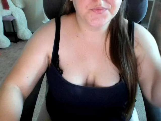 Watch Leilia, she wants to masturbate for you Leilia from BongaCams