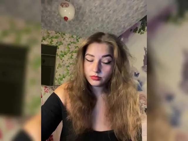 Join 19 years old little-devil from BongaCams little-devil from BongaCams