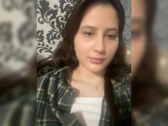 Freechat Llevie on BongaCams