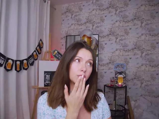 LOVEIS- on BongaCams