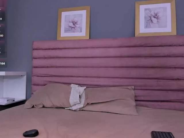 MadyMiller on BongaCams 