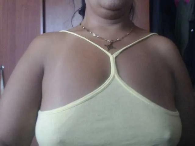 Freechat Meganny2023 on BongaCams