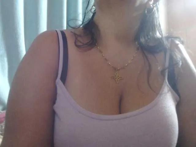 Freechat Meganny2023 on BongaCams