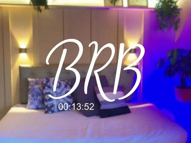 Hot Mia-Juanxxx wants you to fuck their body now Mia-Juanxxx from BongaCams