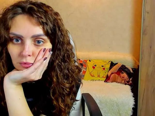 Freechat miagrantes on BongaCams