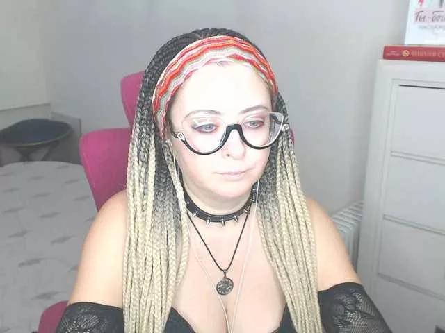 Freechat missGODDESS on BongaCams