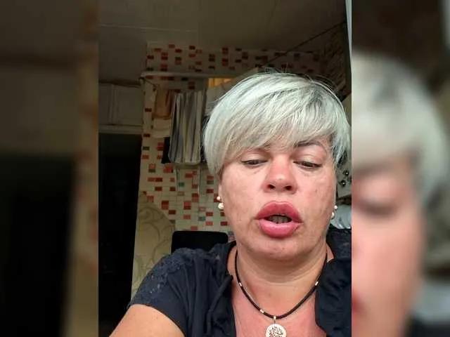 Freechat murr-kitty on BongaCams