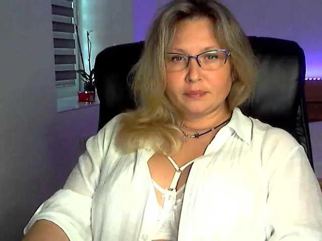Freechat NERVOMOTINA on BongaCams