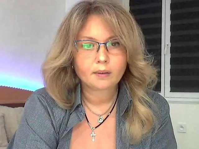 Freechat NERVOMOTINA on BongaCams