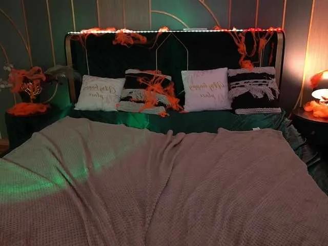 Sexy PaigePrado wants you to fuck her body now PaigePrado from BongaCams