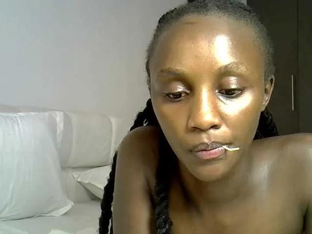 Freechat Prettygee on BongaCams