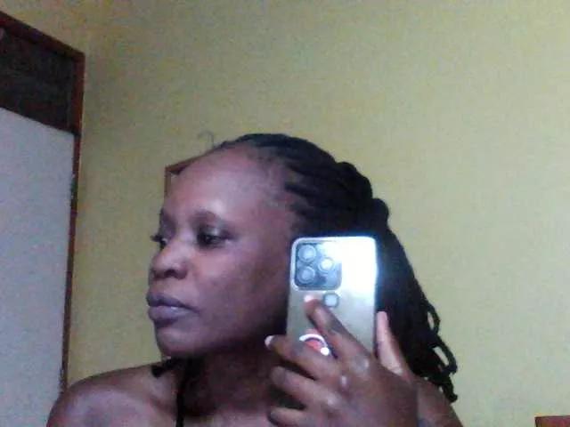 Princessmiles on BongaCams 