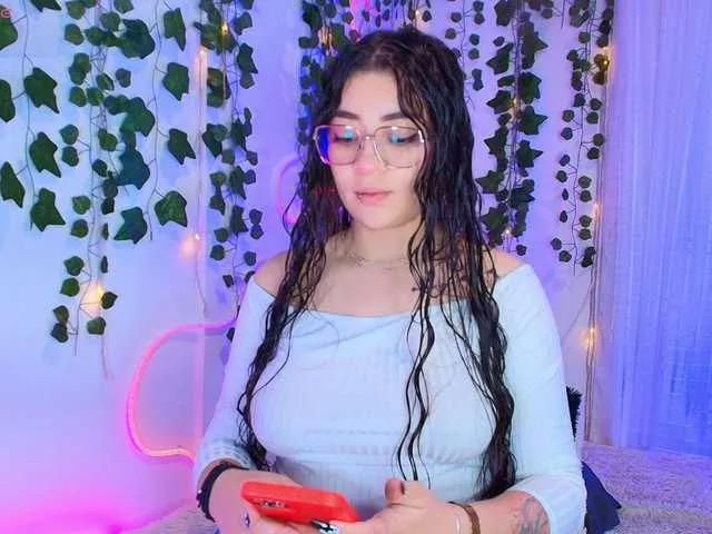 Checkout BongaCams's Samii-Evans Samii-Evans from BongaCams