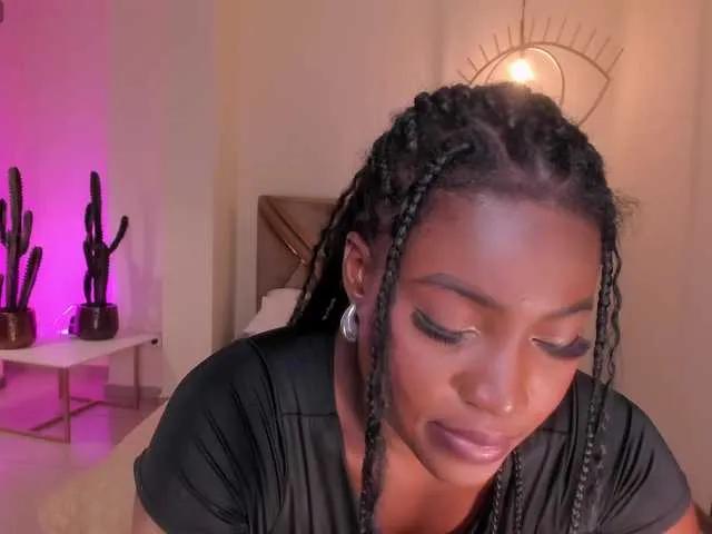 Freechat SavannahStorm on BongaCams